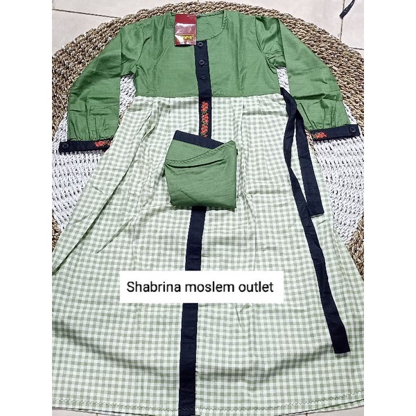 BIG SALE .  Cuci Gudang Promo Dannis Gamis Anak Perempuan Size 7