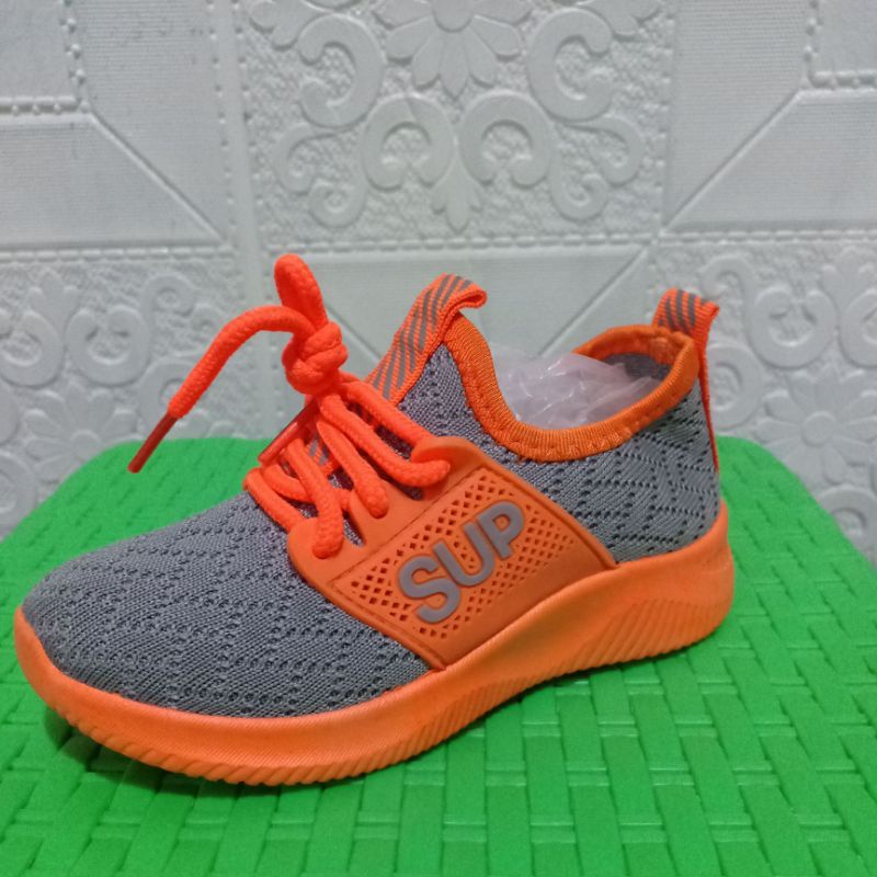 SEPATU ANAK  SLIP ON IMPORT COLLIN  UKURAN 27-36