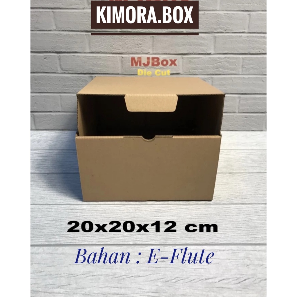 

KARDUS/KARTON/BOX UK.20x20x12 cm.......model kardus pizza