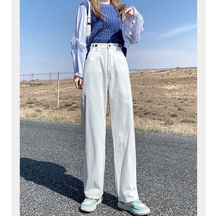 New Kekinian -- Highwaist Loose Straight Kasual Jeans Wanita Import