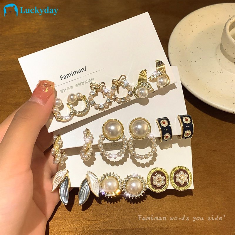 YEEZII Set Anting Stud Desain Ekor Ikan Bunga Aksen Mutiara Kristal Warna Emas Gaya Vintage Untuk Wanita
