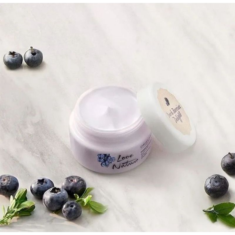 Love Nature Dark Berries Delight Yoghurt Face Cream/Face Mask Smoothie/Face Scrub Marmalade