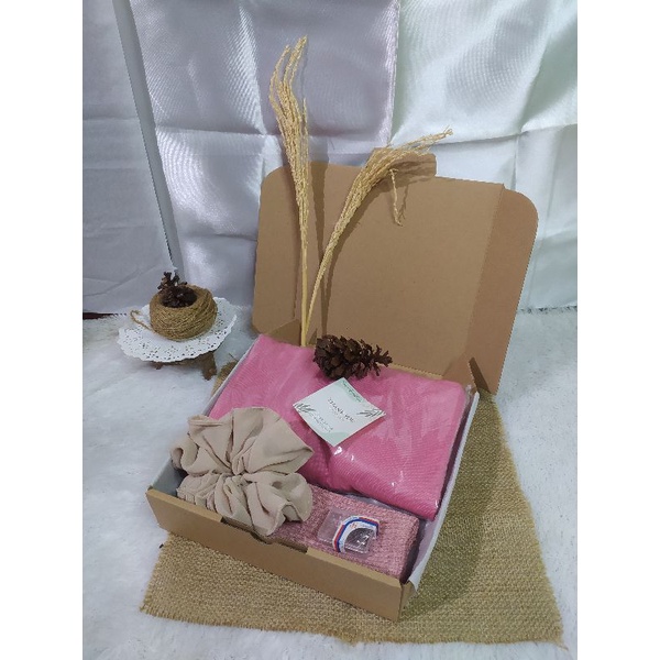 

hampers box /hampers hadiah
