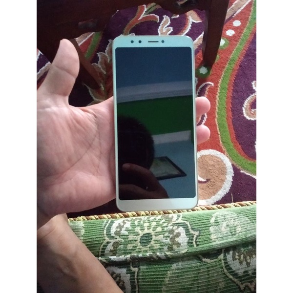 luna v57, ram 3 32, mesin mati, batre gak ada, lcd mulus, belum coba