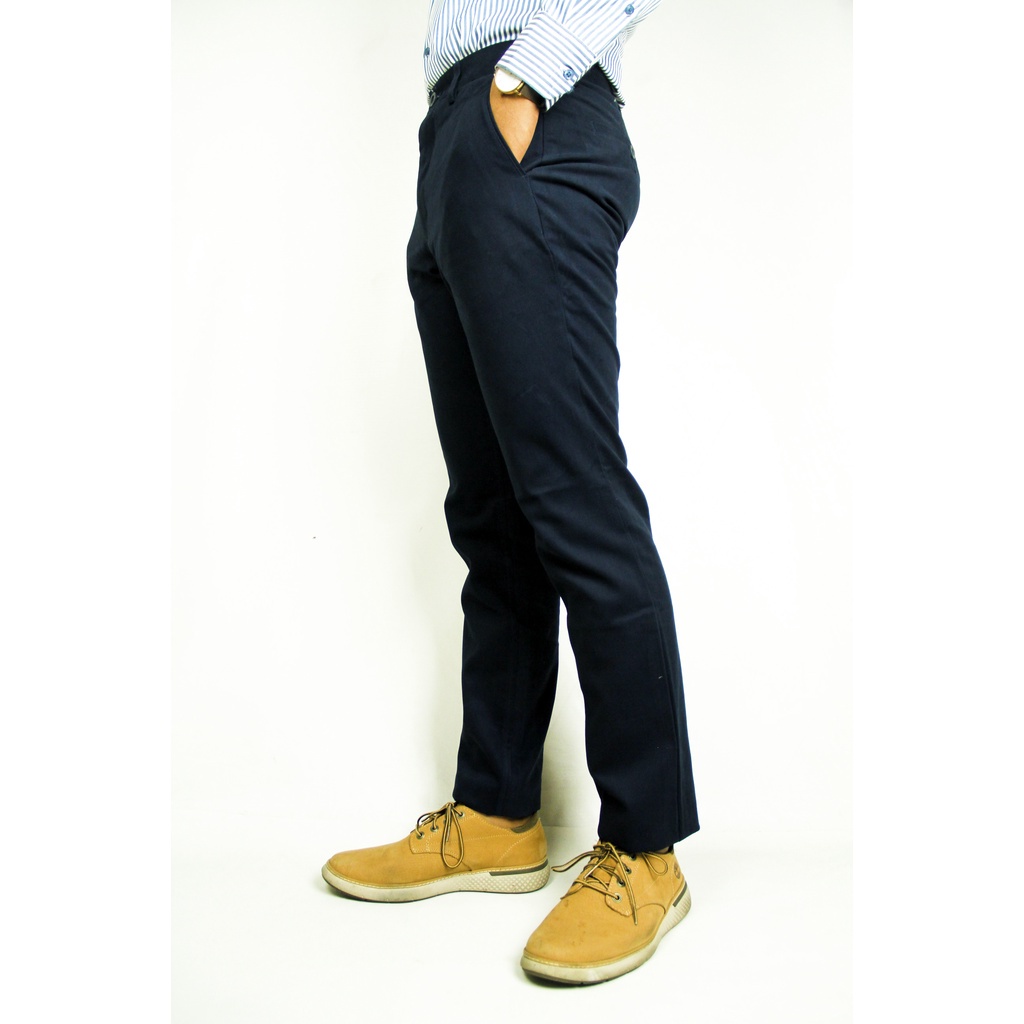 Celana Chino Panjang Pria COLE Doff Navy Slimfit Bahan Non Stretch - Navy (L)  | 100% Original Brand