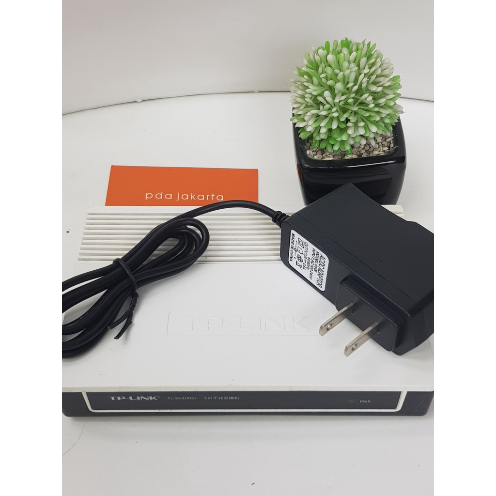 Gigabit Ethernet Switch 5-12V Support for Ethernet Hub IP Camera TP-Link 5 Port 10/100/1000Mbps