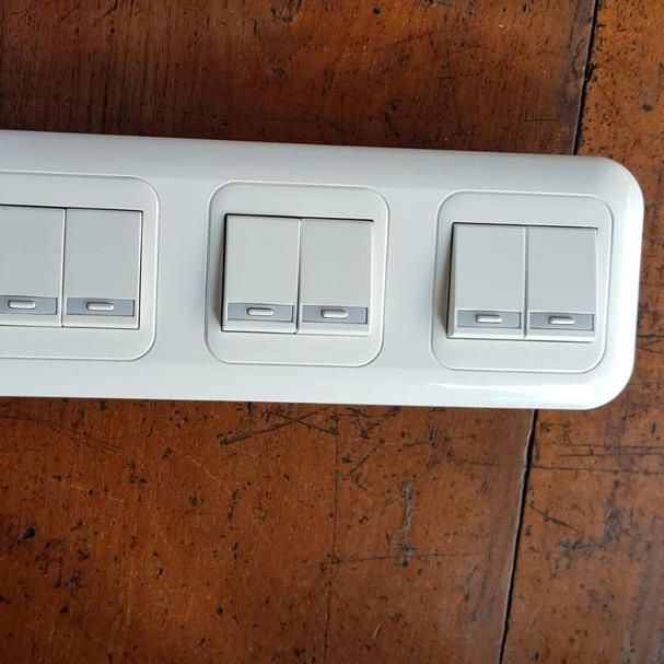 Saklar Seri 3 Gang Panasonic / Saklar 6 Gang 6 Device Panasonic