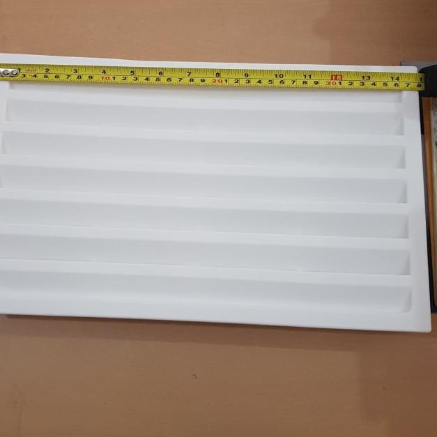 jalusi/lubang angin pintu pvc - Putih