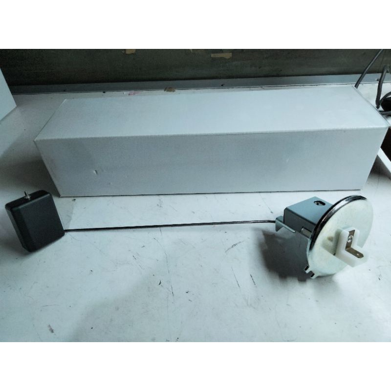 PELAMPUNG TANK BENSIN COROLLA KE 30 75-79