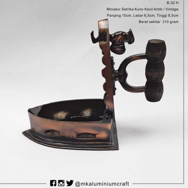 Miniatur Seterika Arang Ayam Jago Kuno S Antik - Setrika Kuningan
