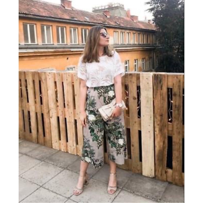 zara pants pleated floral