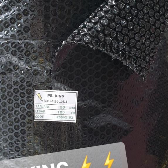 

Bubble Wrap Hitam 60 CM x 50 M Murah! Kirim Kilat Surabaya - MEDIUM 40cmx50m