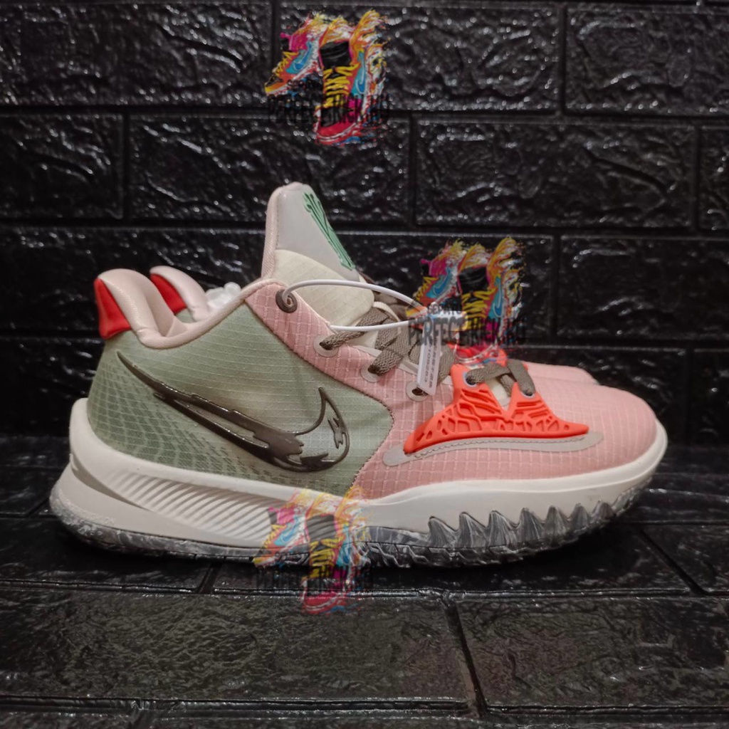 Sepatu Kyrie 4 Low Pale Coral