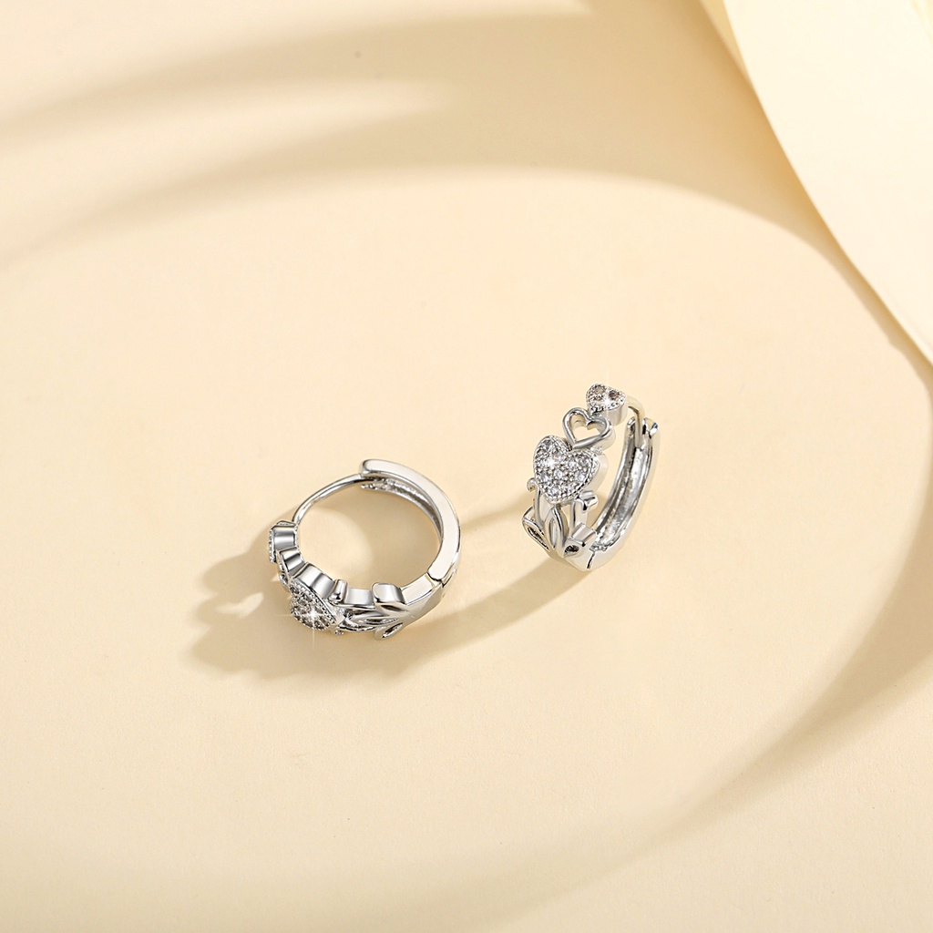 Y848 Fashion Perhiasan Perak Korea-Style Super Flash Anting Berbentuk Hati wanita Hoop Earrings