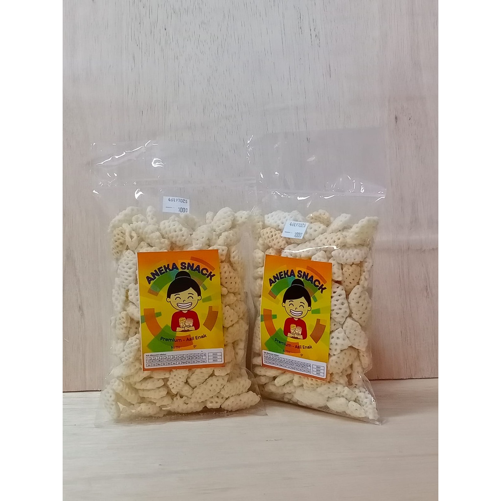 

[ SNACK ] - KRUPUK KEPOMPONG GARLIC PUTIH / 80GR - ENAK !!!