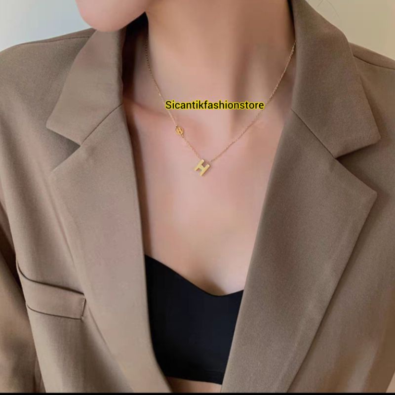 KALUNG TITANIUM WANITA TRENDING LIONTIN H ASLI TITANIUM ANTI KARAT SELAMANYA KALUNG TITANIUM FASHION STYLE WANITA KOREA HARIAN PEREMPUAN KADO ULANG TAHUN