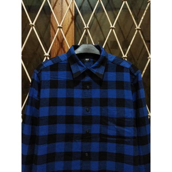 kemeja soft flannel uniqlo second original L kemeja kasual pria murah terlaris