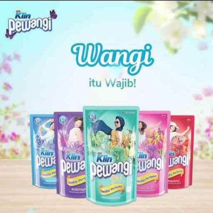 SOKLIN PEWANGI PAKAIAN REFILL 800 ML