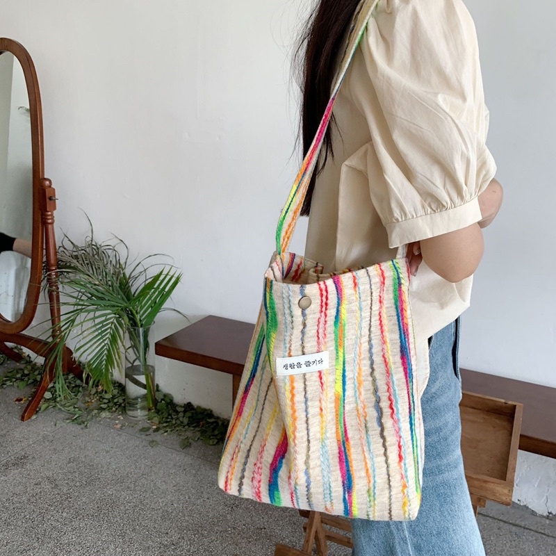 tas kain fashion korea tote bag wanita cantik lucu rainbow pelangi tas bahu besar totebag ala korean style perempuan kekinian viral murah premium berkualitas kuliah kerja sekolah ringan TAS10