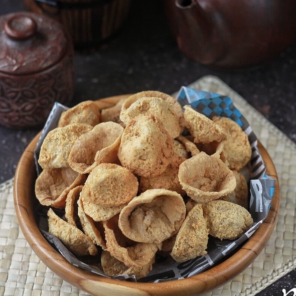 

KERUPUK TAHU PONG / TAHU WALEK 250 Gram