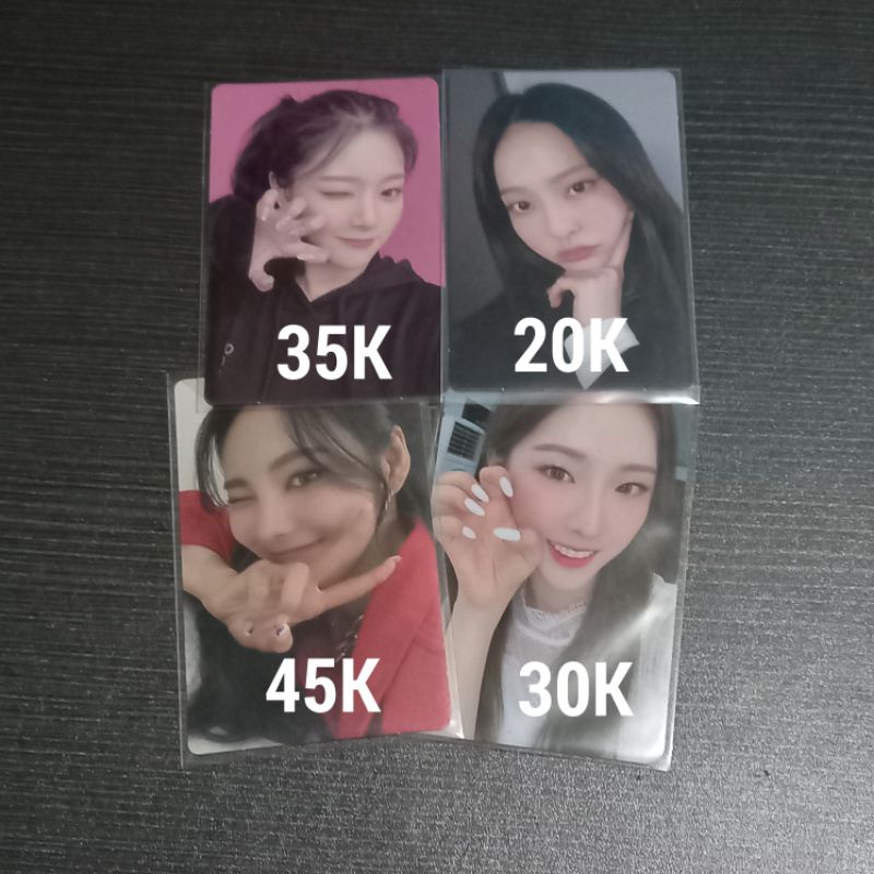 photocard trading card loona hyunjin jinsoul haseul loonaverse not friends & ver D