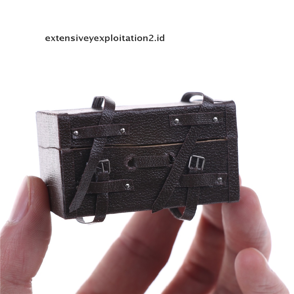 Mainan Kotak Koper Skala 1: 10 Untuk Dekorasi RC Rock Crawler Axial SCX10