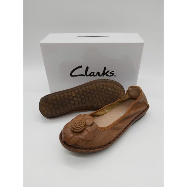 SEPATU CLARKS RG 9688 WANITA / SEPATU KULIT