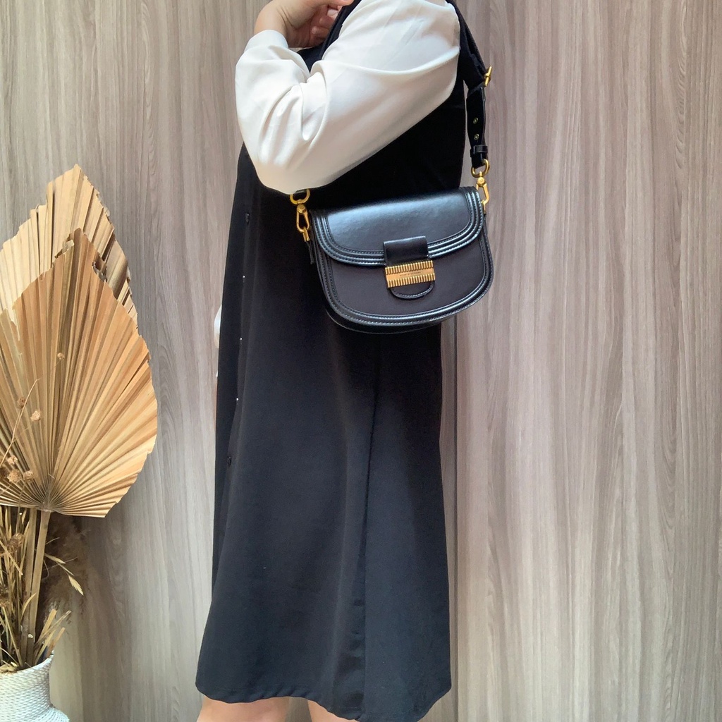 LUXY LX2086 TAS WANITA C*K EMBELLISHED SADDLE BAG CNK FULL SET FREE BOX + PAPERBAG TAS C*K SELEMPANG ORIGINAL FACTOR OUTLET