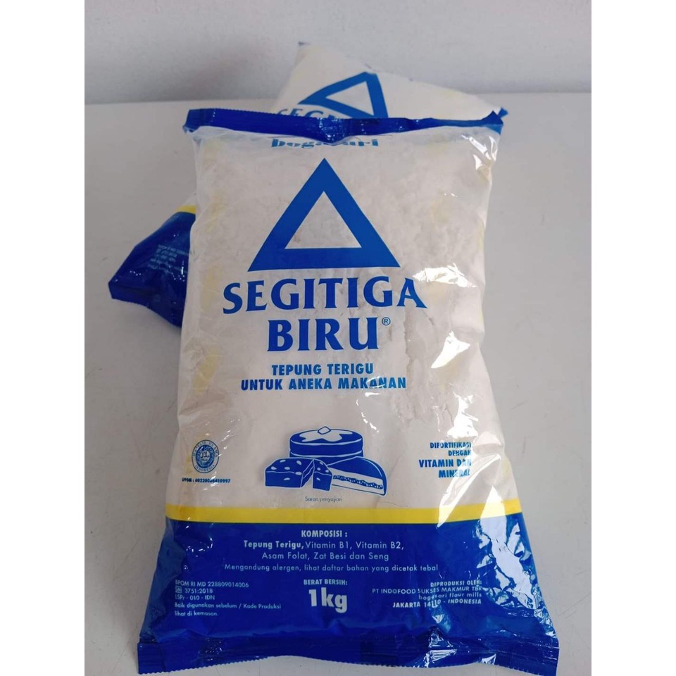 

TEPUNG TERIGU SEGITIGA BIRU 1 KG