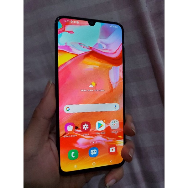 Samsung A70 6/128 sein