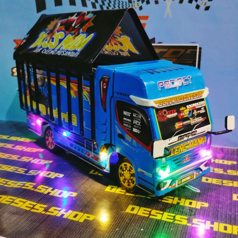 truck oleng jumbo P42cm BISA CUSTOM FOTO DAN NAMA DI PINTU BELAKANG