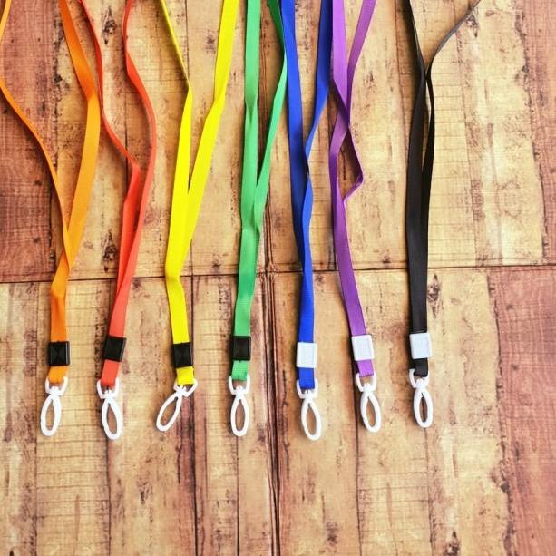 Tali ID Card Cantol Bahan Plastik - Tali Gantung ID Card + Cantolan - Merah