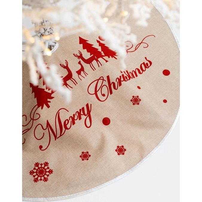 Christmas Tree Cover by Plateful Co