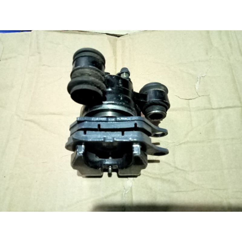 kaliper rem depan Mio lama original