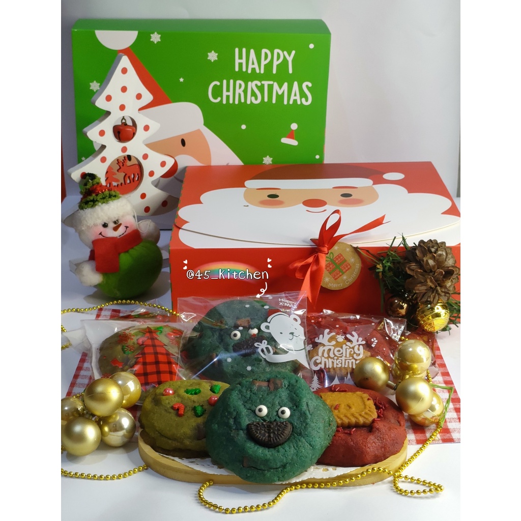 

Stuffed Chewy Cookies by @45_kitchen