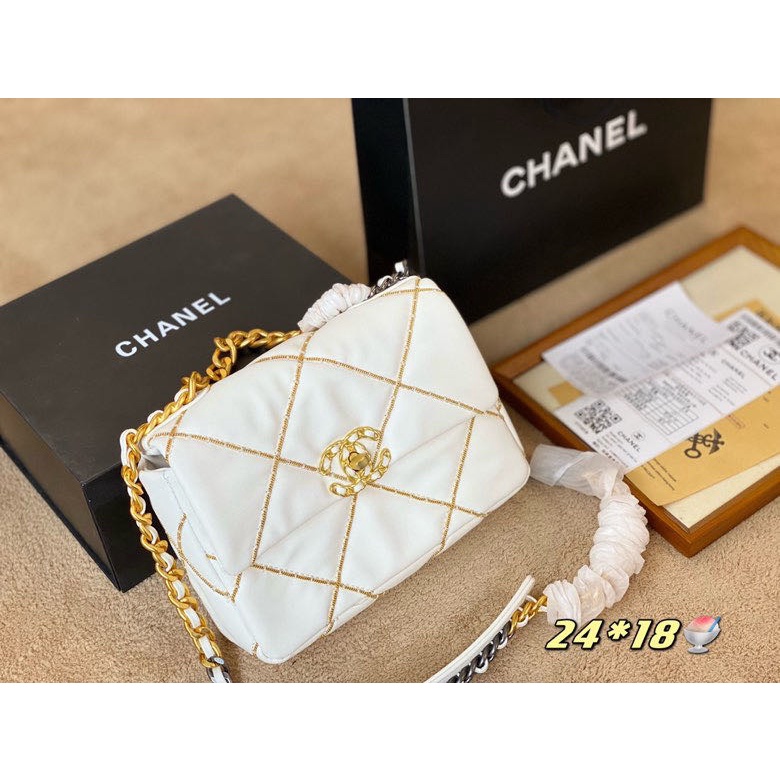 Hot new Chanel 19