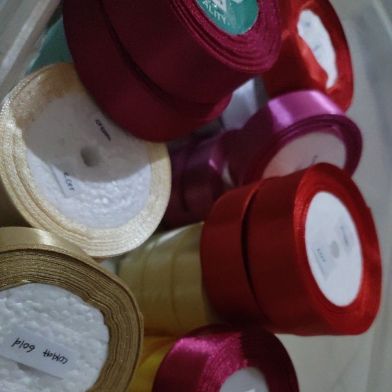 

Pita Satin 2,5 cm (Roll)