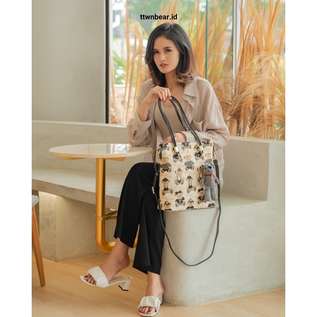 DV105WB Shoulder Bag TTWN Bear Original Tas Bahu Wanita