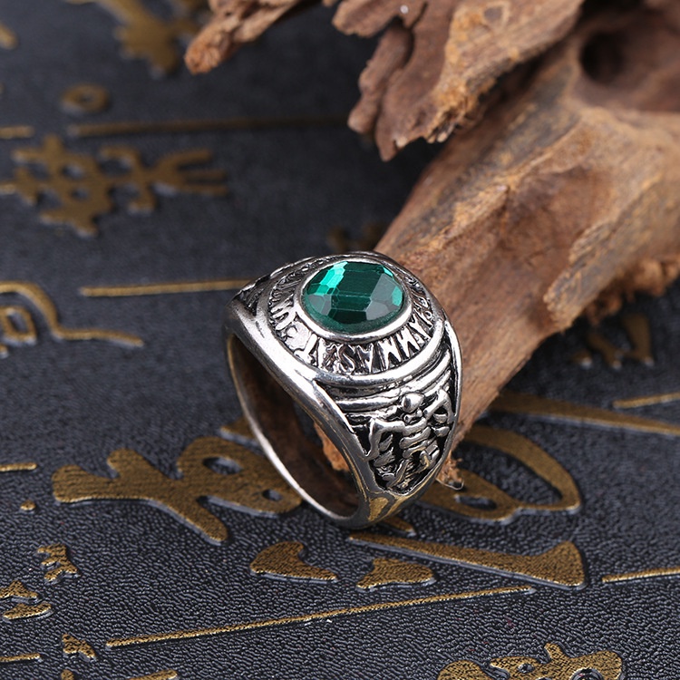 Cincin Bahan Alloy Aksen Mata Zircon Gaya Eropa Dan Amerika Untuk Pria