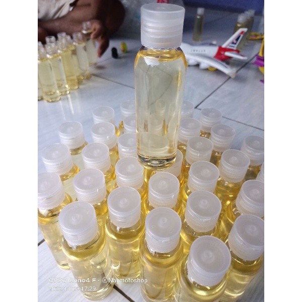 

Minyak Kelapa Asli / Minyak Klentik Murni / Coconut Oil / Minyak Kelapa Murni 100ml