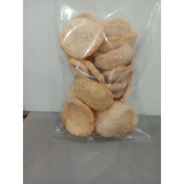 

Kemplang goreng cumi khas Bangka