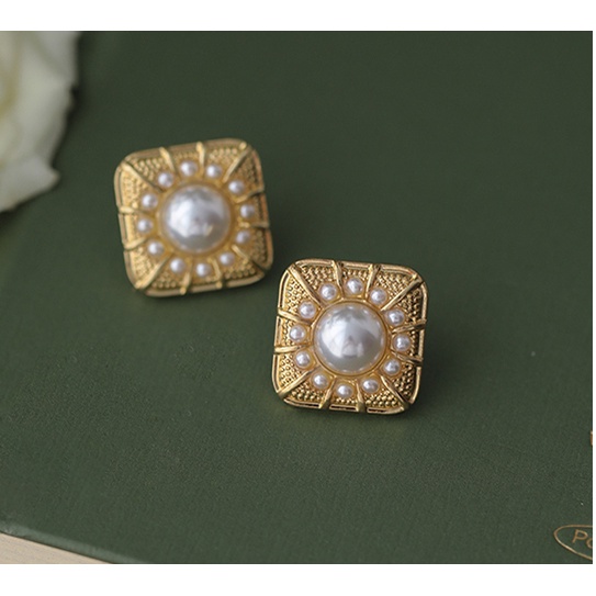 Anting Stud Tindik Hias Mutiara Gaya Retro Untuk Wanita