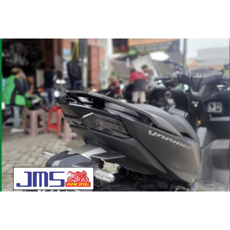 mika lampu stop belakang Nemo vario160 new