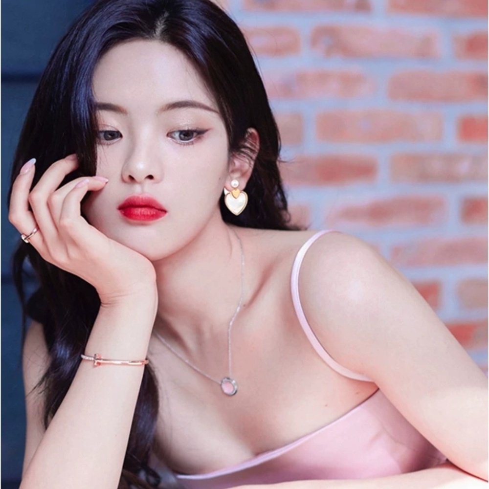 Anting Tusuk Gantung Desain Hati Hias Mutiara Putih Gaya Peranciskoreasimple Untuk Wanita