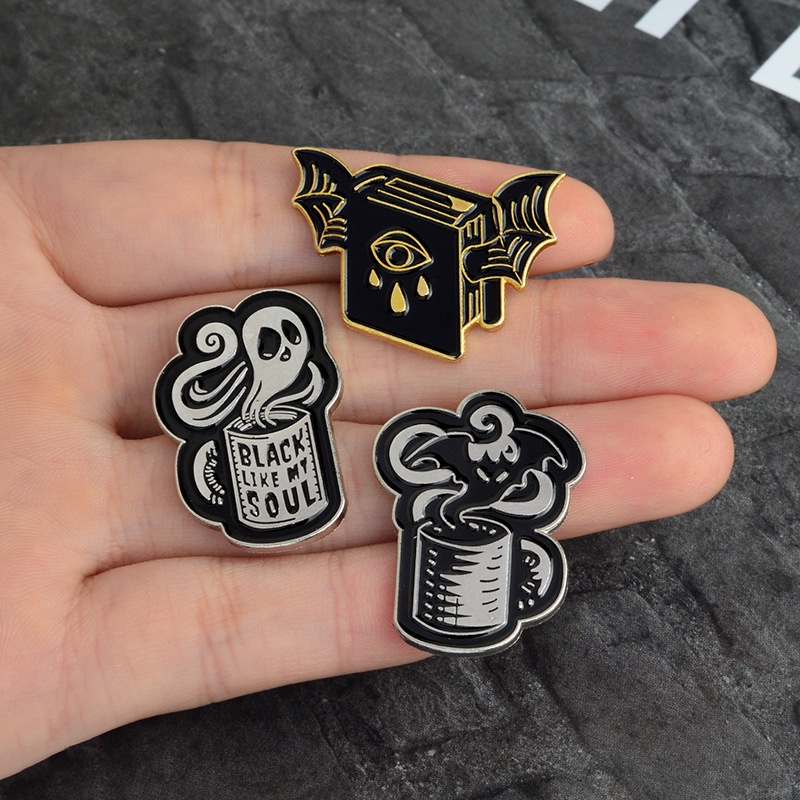 Bros Pin Enamel Desain Labu Halloween Pasang Tas Ransel