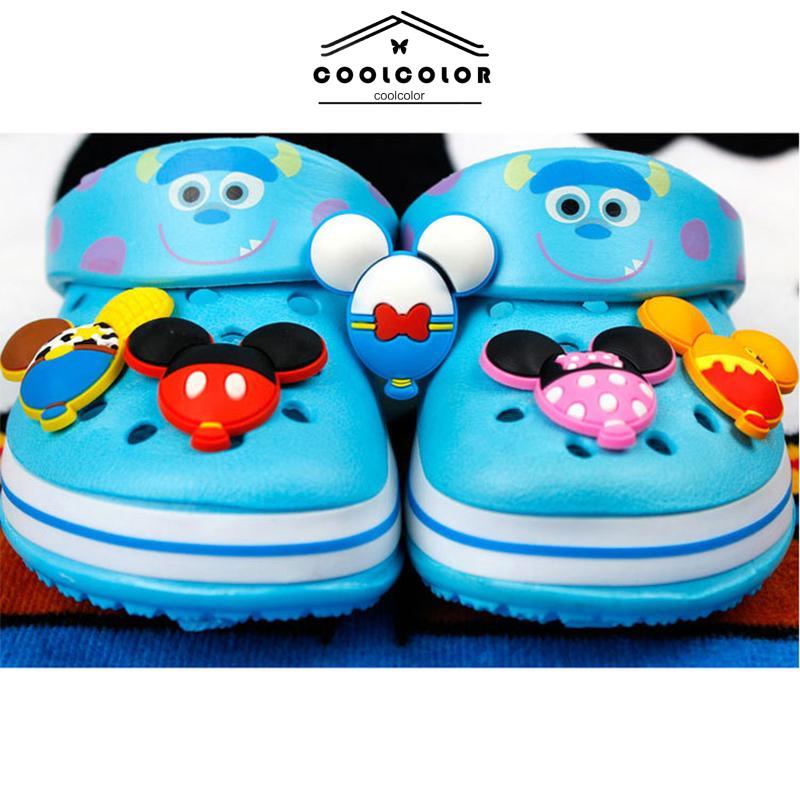 COD❤️Crocs Jibbitz pesona Sepatu Untuk Crocs Aksesoris shoe Gesper Crocs Pin  sandal Lubang Sepatu Decorate Accessories- cl