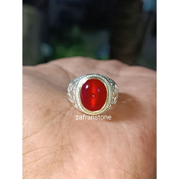 batu cempaka merah cat eye kantoran