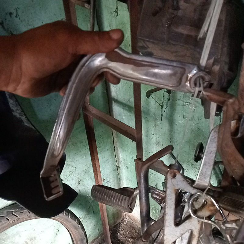 pedal rem satria 2tak