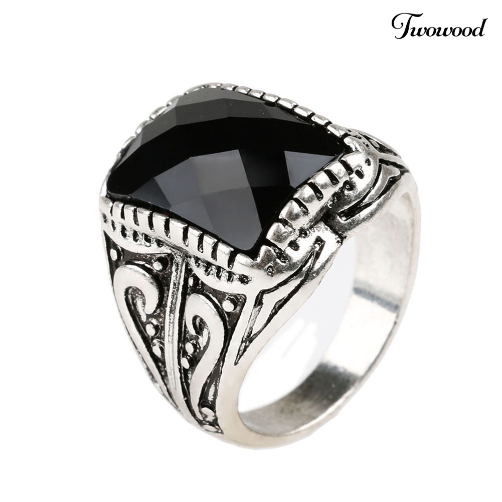 Cincin Bahan Alloy Motif Ukir Gaya Retro Untuk Pria