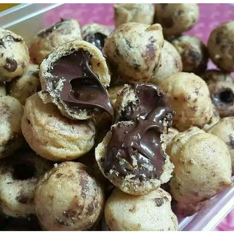 Kue soes sus kering lumer/soes coklat lumer Micky 500g